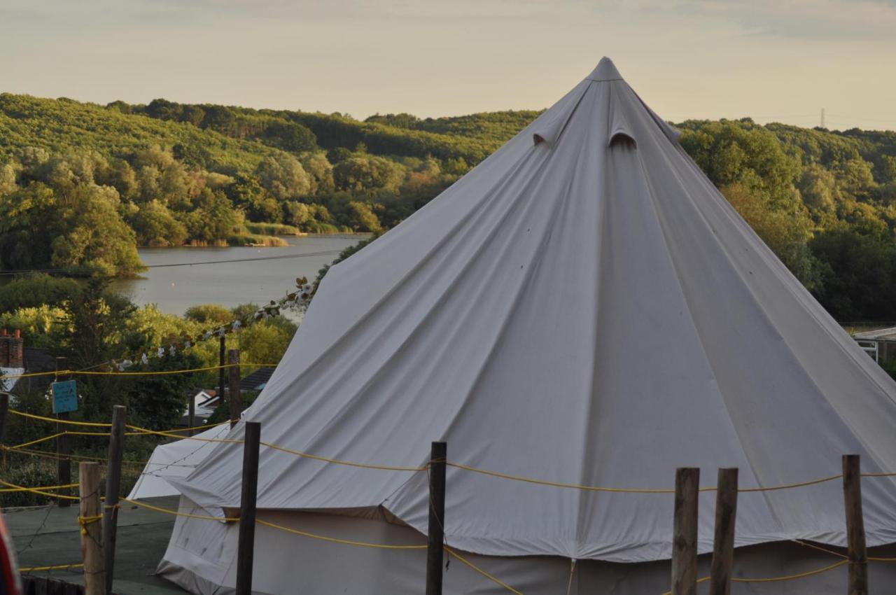 Walnut Tree Glamping Hotel Sturry Kültér fotó